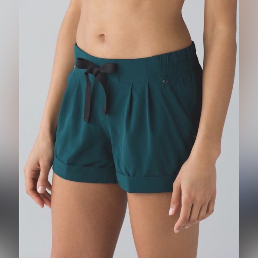 lululemon athletica Women's Dark Green Athletic Shorts